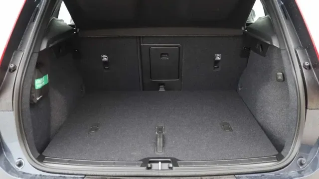 Vehicle Thumbnail 5