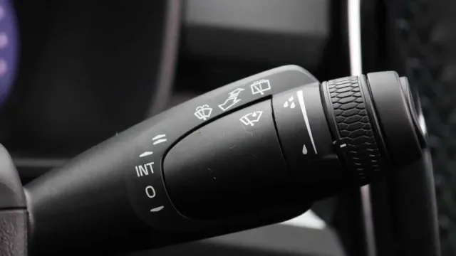 Vehicle Thumbnail 14