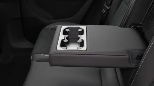 Vehicle Thumbnail 21