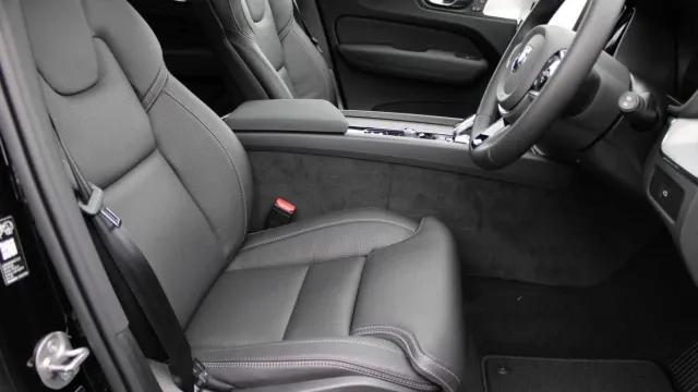 Vehicle Thumbnail 2