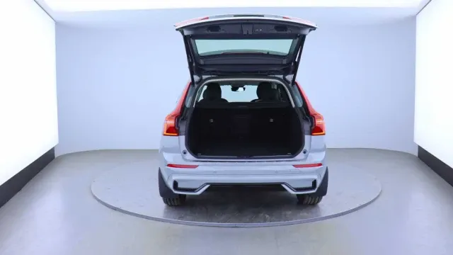 Vehicle Thumbnail 5