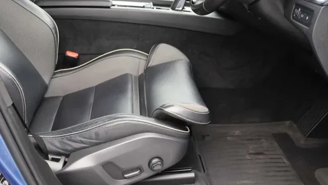 Vehicle Thumbnail 22