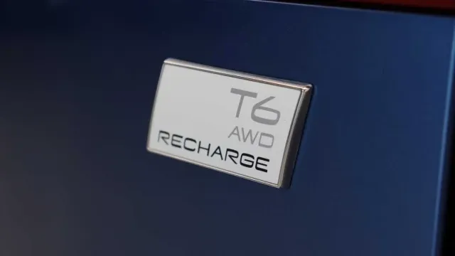 Vehicle Thumbnail 44