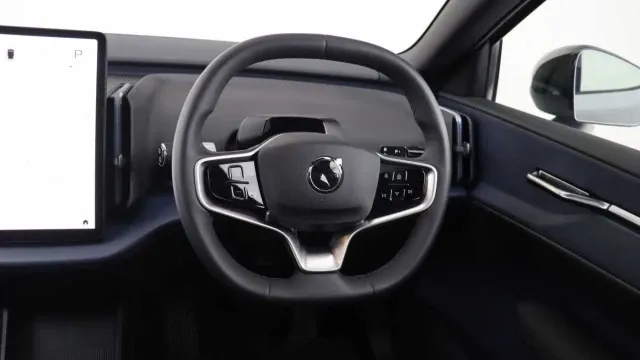 Vehicle Thumbnail 2