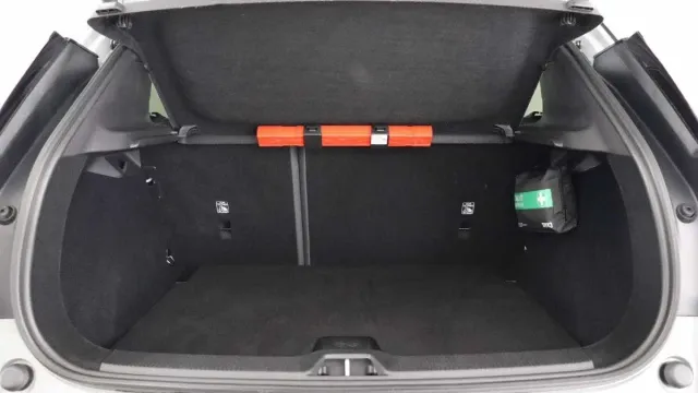 Vehicle Thumbnail 5