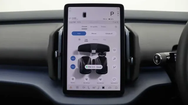 Vehicle Thumbnail 27