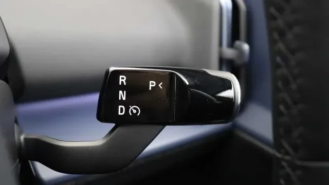 Vehicle Thumbnail 29