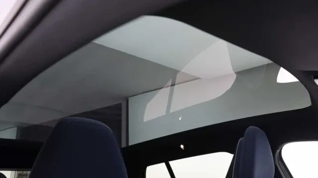 Vehicle Thumbnail 36