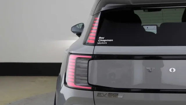 Vehicle Thumbnail 39