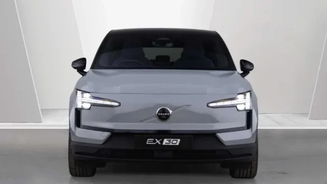 Vehicle Thumbnail 48