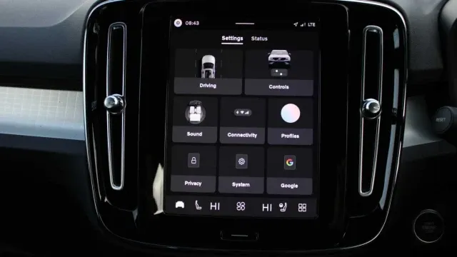 Vehicle Thumbnail 9