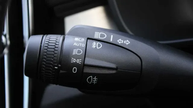 Vehicle Thumbnail 13