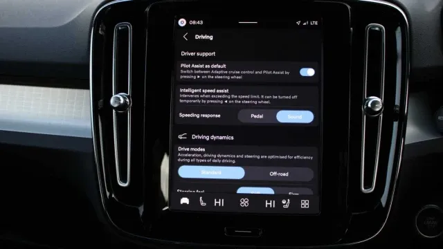 Vehicle Thumbnail 18