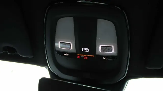 Vehicle Thumbnail 21