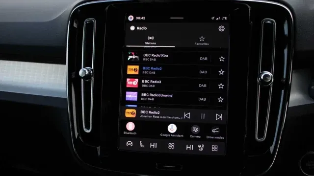 Vehicle Thumbnail 25