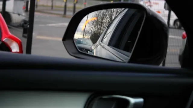 Vehicle Thumbnail 26
