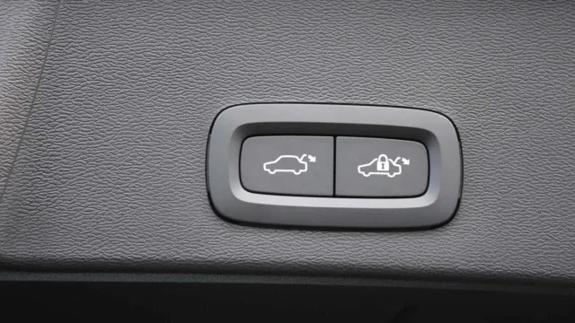 Vehicle Thumbnail 29