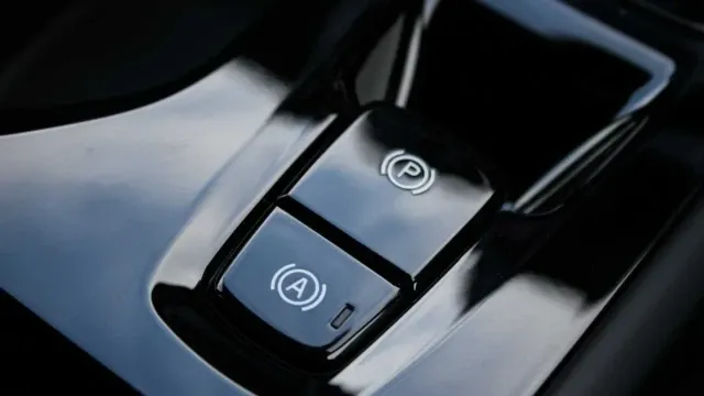 Vehicle Thumbnail 38