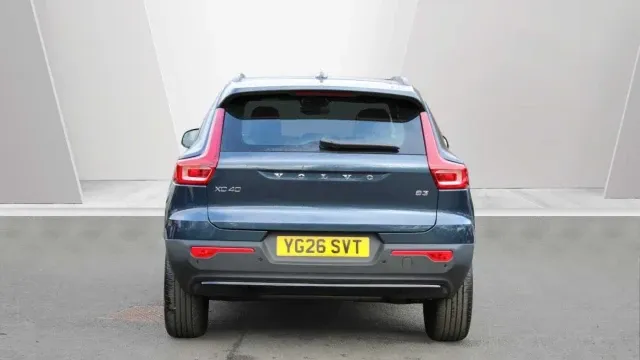 Vehicle Thumbnail 43
