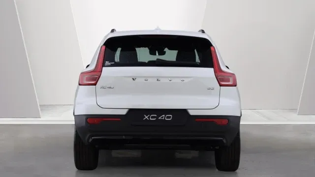 Vehicle Thumbnail 7