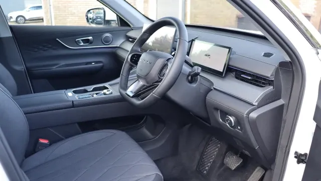 Vehicle Thumbnail 4