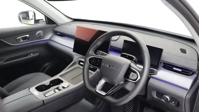 Vehicle Thumbnail 4