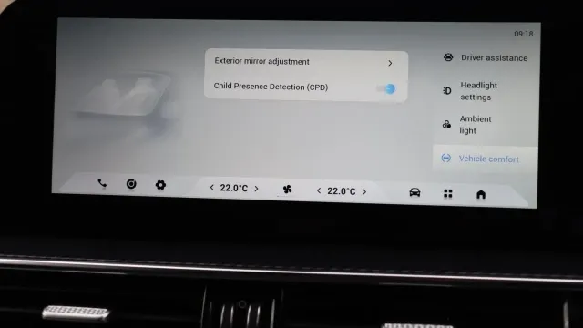 Vehicle Thumbnail 70