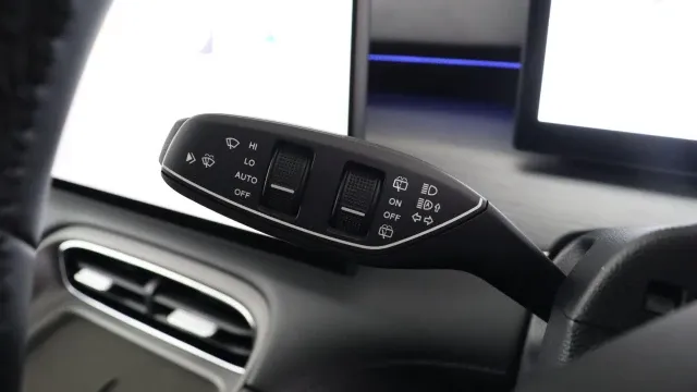 Vehicle Thumbnail 13