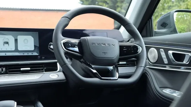 Vehicle Thumbnail 10