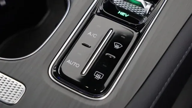 Vehicle Thumbnail 51