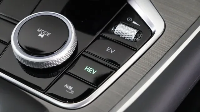 Vehicle Thumbnail 22