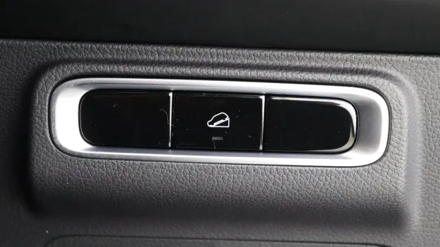 Vehicle Thumbnail 50