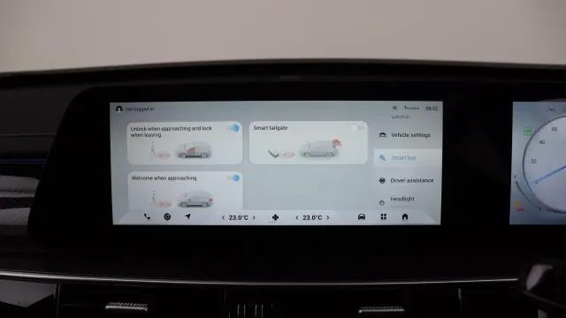 Vehicle Thumbnail 30