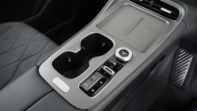 Vehicle Thumbnail 52