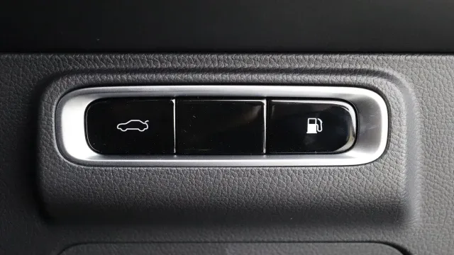 Vehicle Thumbnail 29