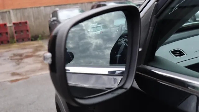 Vehicle Thumbnail 27