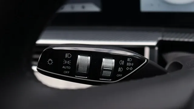 Vehicle Thumbnail 19