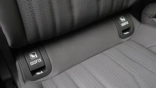 Vehicle Thumbnail 67