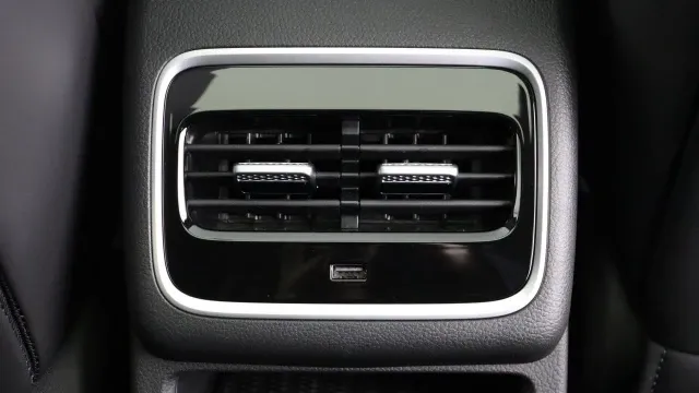 Vehicle Thumbnail 42