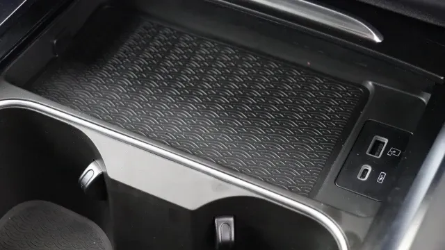 Vehicle Thumbnail 52