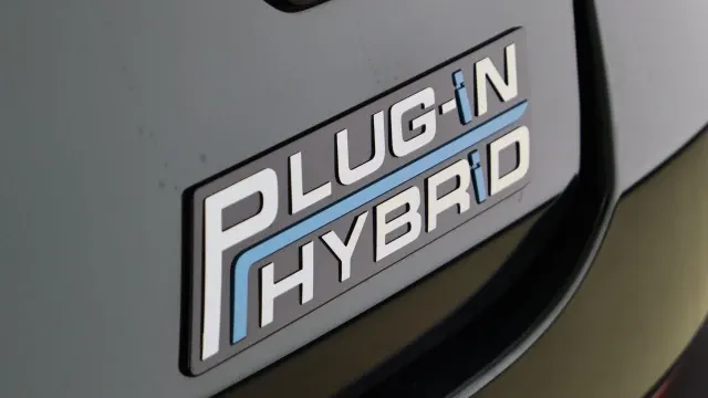 Vehicle Thumbnail 50