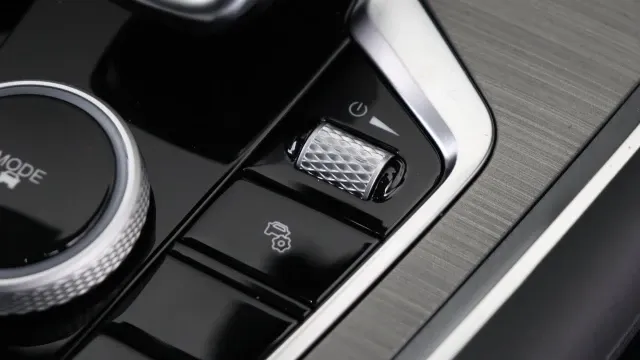 Vehicle Thumbnail 54