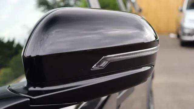 Vehicle Thumbnail 68