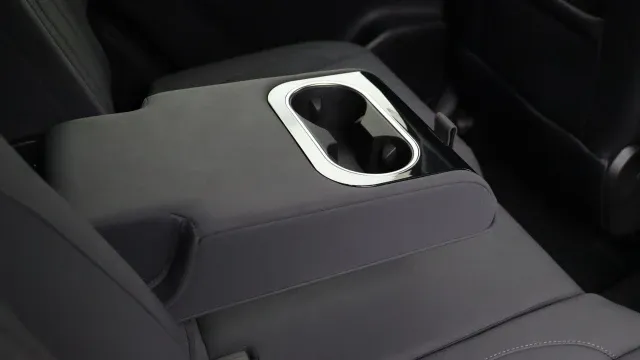 Vehicle Thumbnail 66