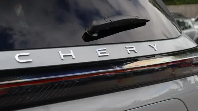 Vehicle Thumbnail 36