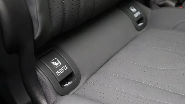 Vehicle Thumbnail 60