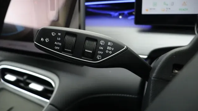 Vehicle Thumbnail 19