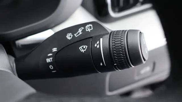 Vehicle Thumbnail 23