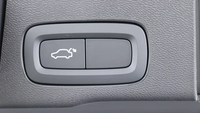 Vehicle Thumbnail 35