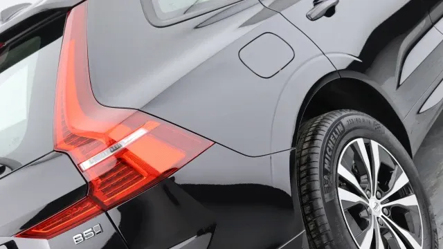 Vehicle Thumbnail 37